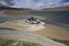 mongol-rally-river-crossings
